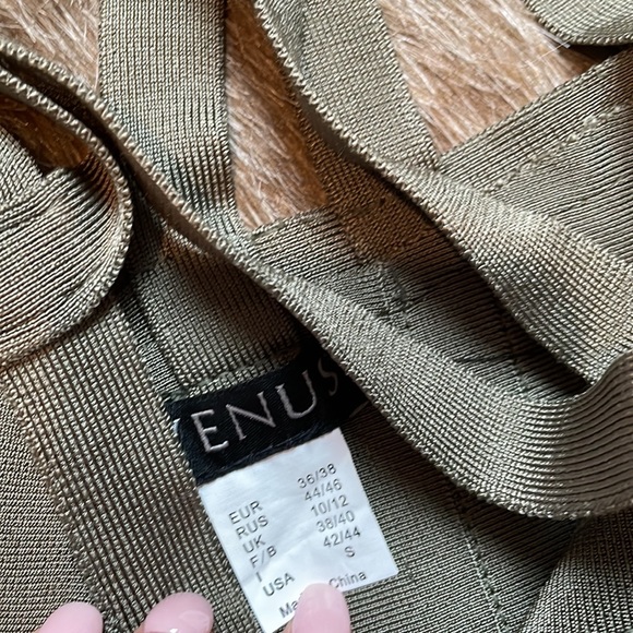 VENUS perfect bandage dress - Picture 2 of 3